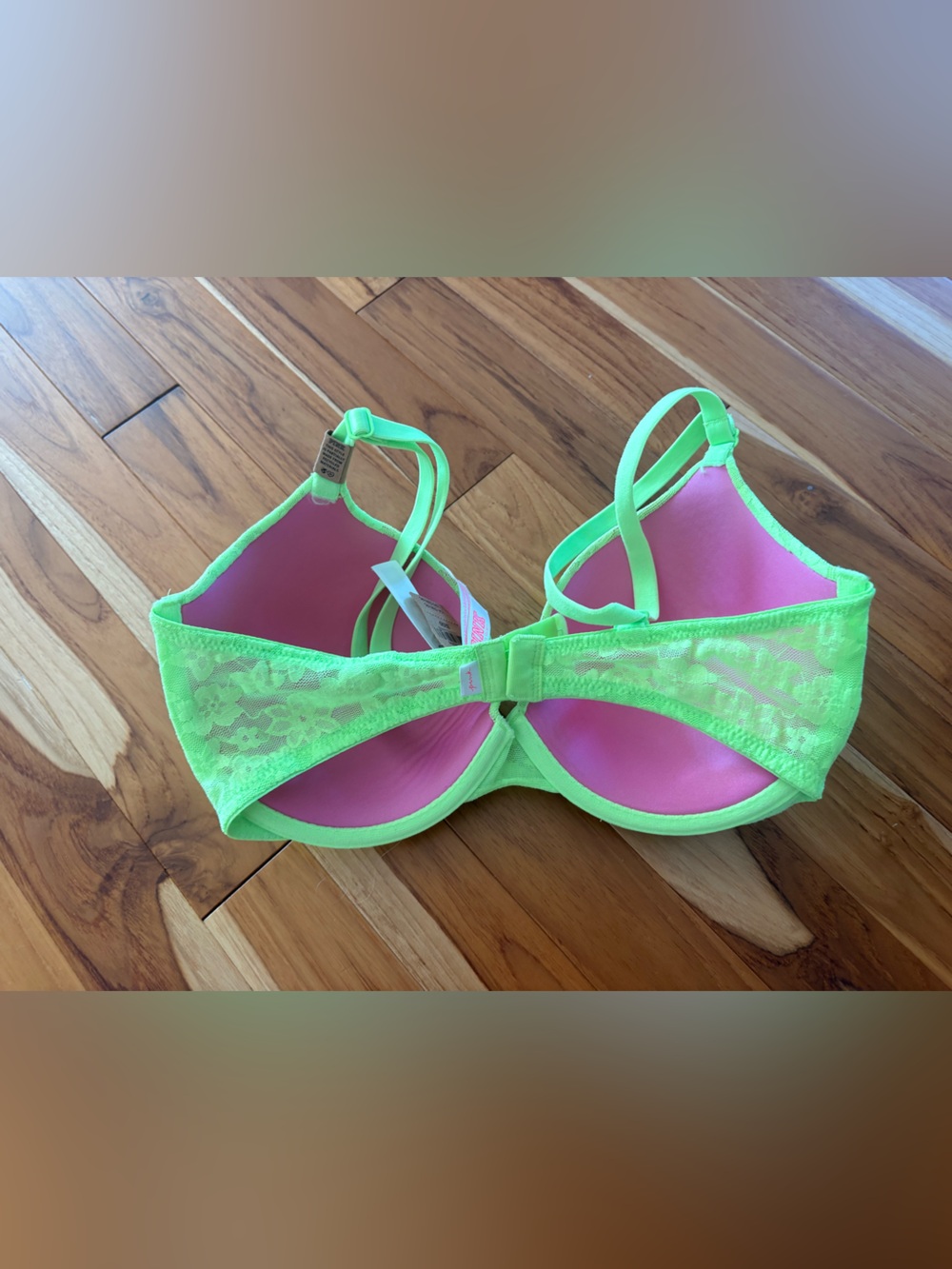 PINK by Victoria's Secret Neon Green Lace-Trim Bra with Pink Cups